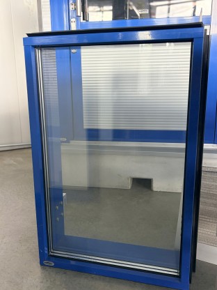 Fönster med isolerglas 0,6x0,2x1,12 m
