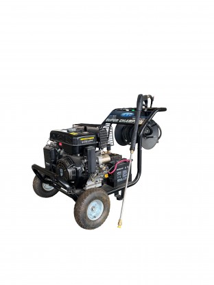 Motordriven spruta - HD 13hp, maximal tryck 250bar 13,5lit/min